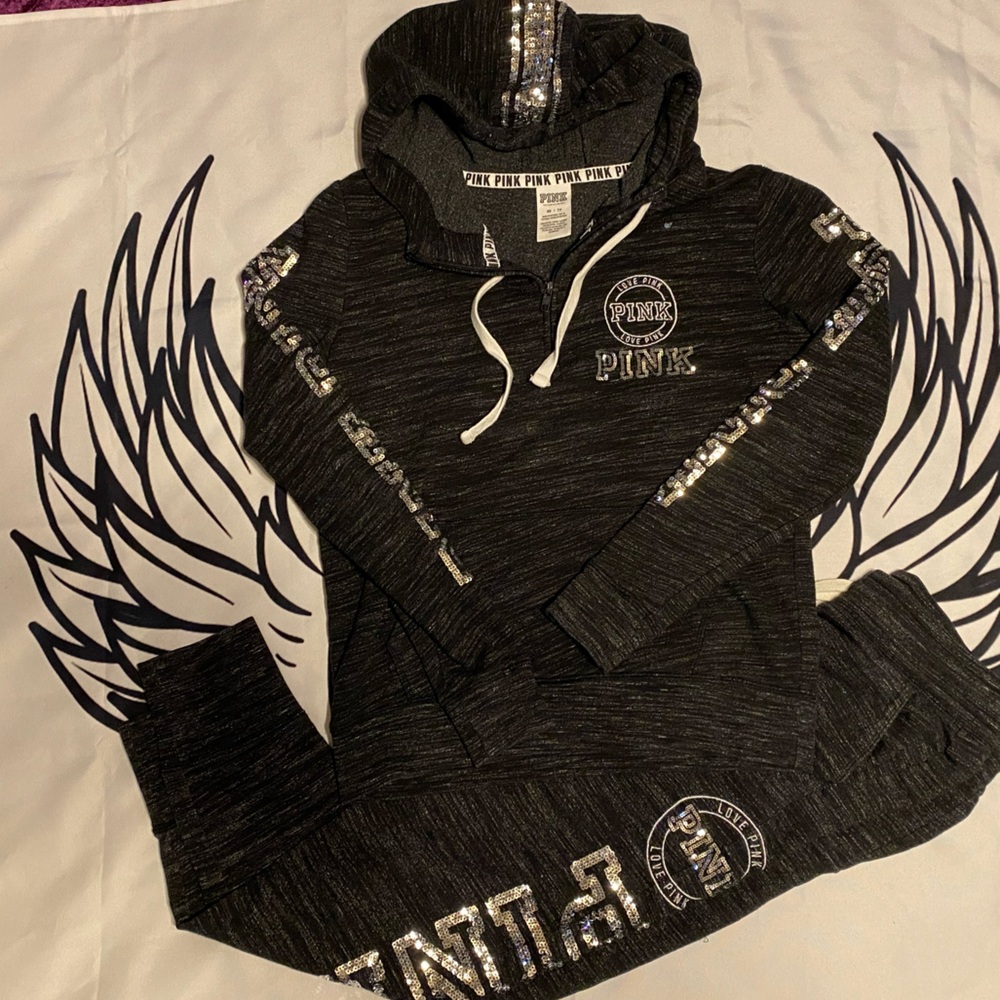 Victoria’s Secret PINK outfit